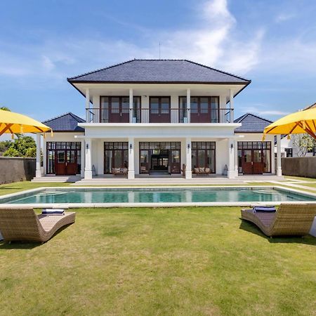 Villa Besakih 5Br, 5 Mins To Beach - Canggu Экстерьер фото